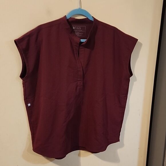 FIGS TECHNICAL COLLECTION LARGE NWOT - Picture 1 of 6